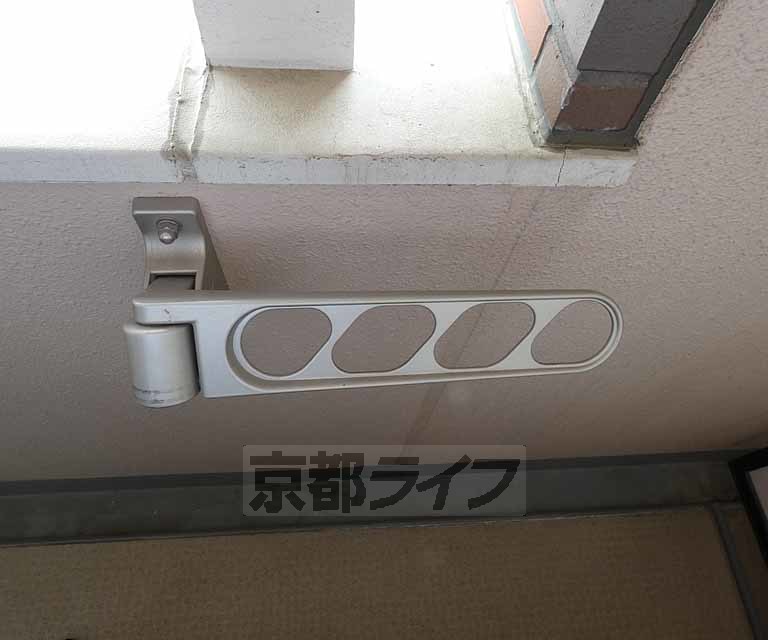 バルコニー　物干竿受けです。
