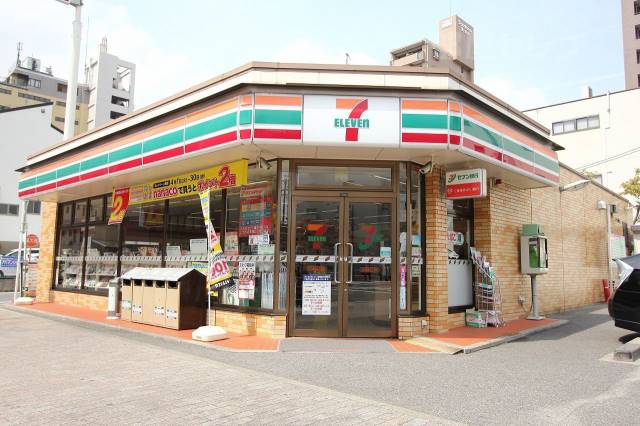 コンビニ　セブンイレブン 名古屋泉２丁目店（コンビニ）まで200m