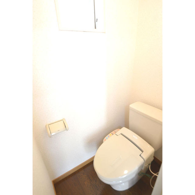 トイレ　温水洗浄便座