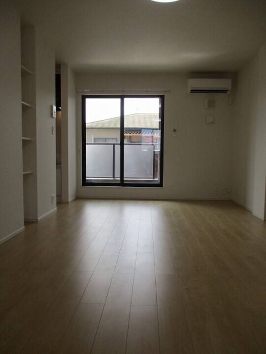 居室・リビング　リビング