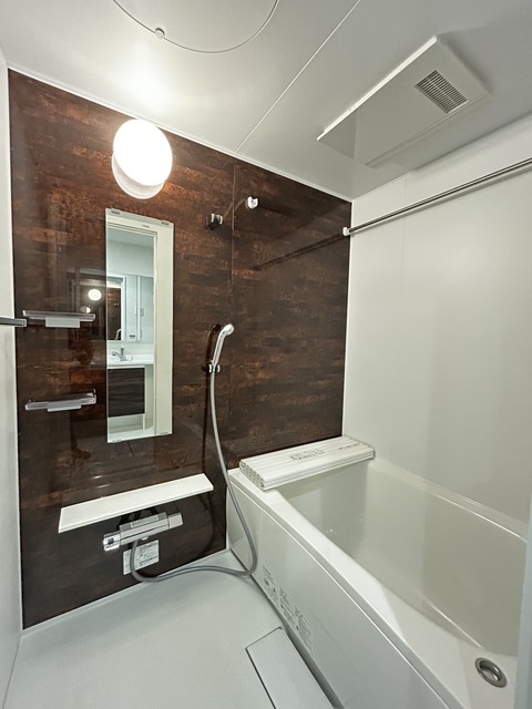 バス・シャワールーム