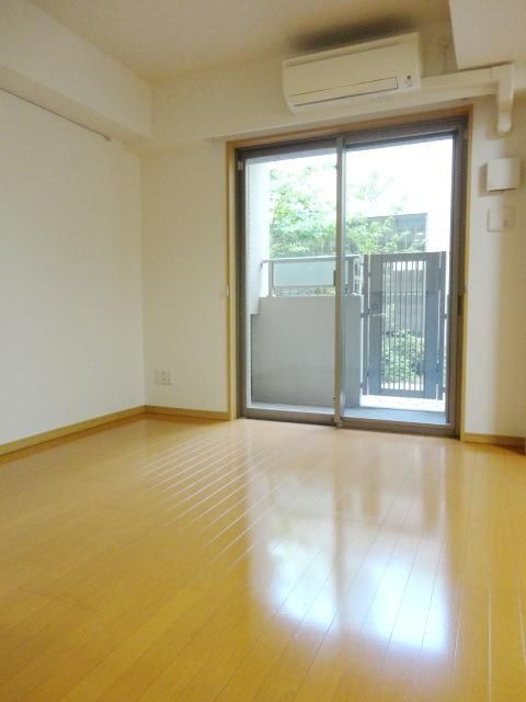 居室・リビング　★ＬＤＫ９．６帖★