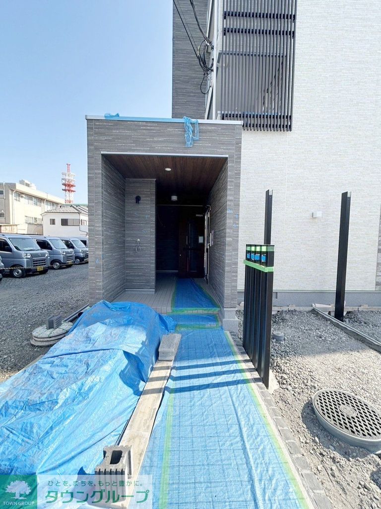 エントランス　エントランス