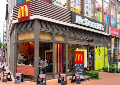 飲食店　マクドナルド 三鷹店（飲食店）まで99m