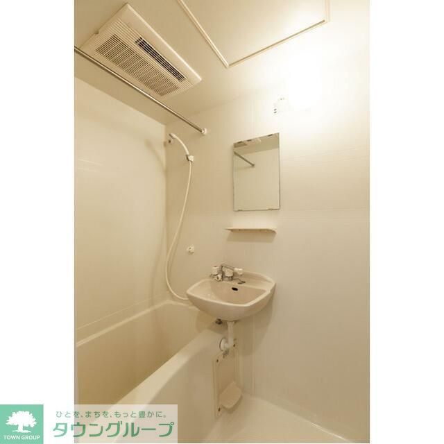 バス・シャワールーム　洗面