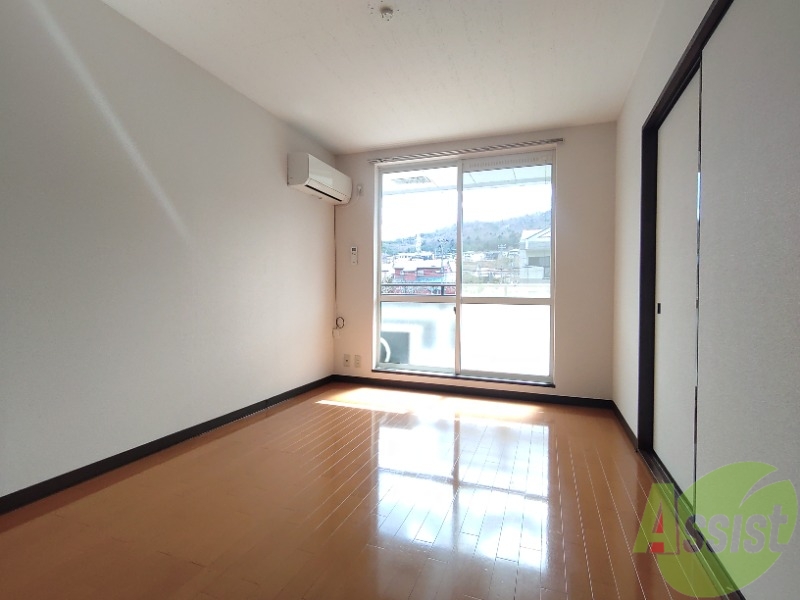 居室・リビング　リビングを撮影してみました。明るい印象を受けますね。