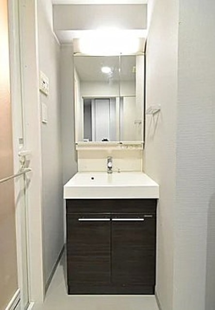 洗面設備　同仕様