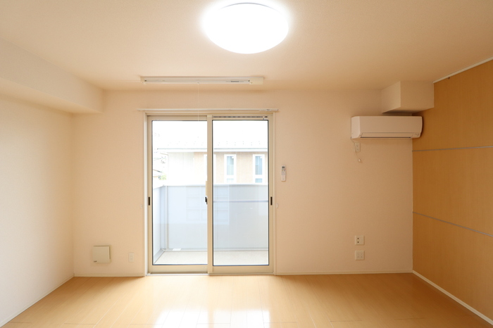 居室・リビング　ゆったり過ごせる居間です