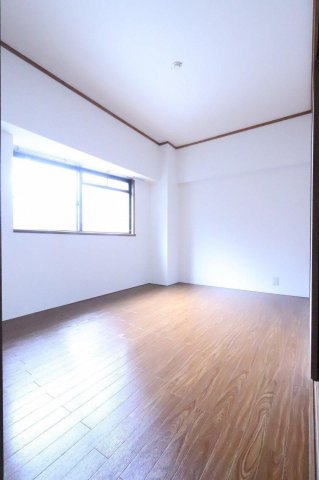 居室・リビング　ゆったりとした居間です