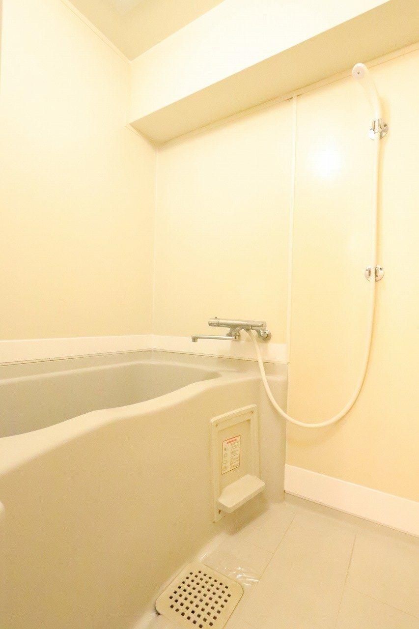 バス・シャワールーム　日々の疲れを癒すお風呂付です