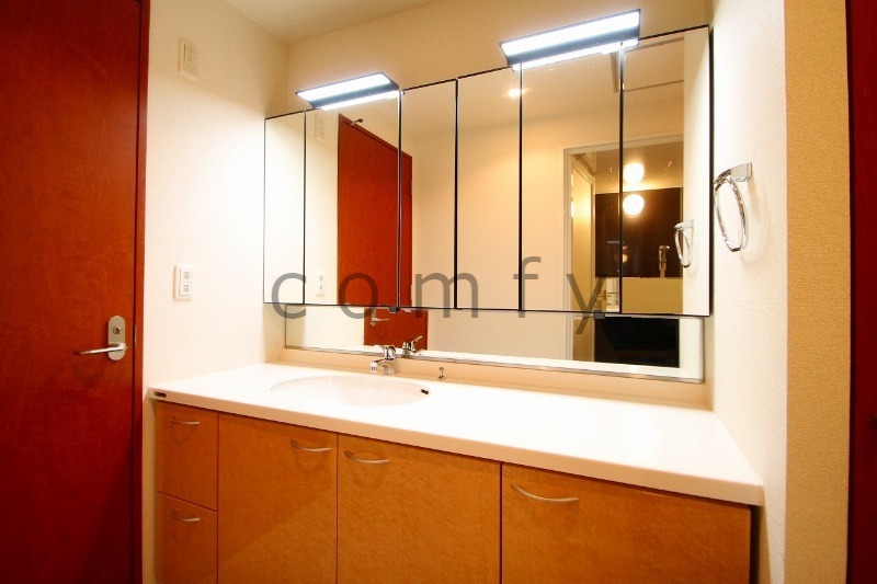 洗面設備　独立洗面台