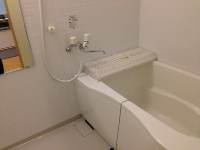 バス・シャワールーム　バスルーム