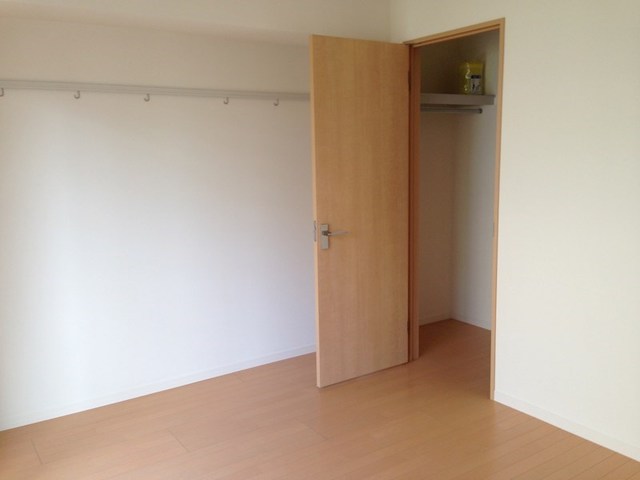 居室・リビング　室内