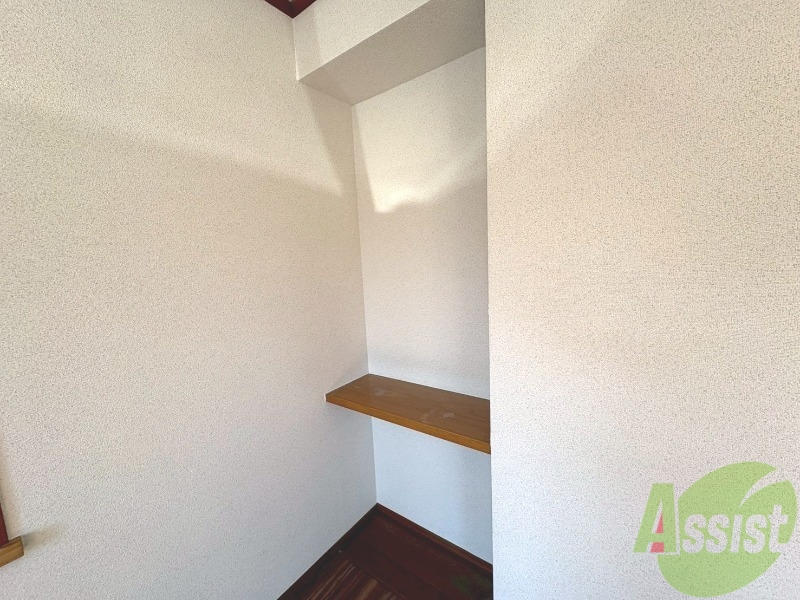 収納　寝室にある収納です。取り出しがしやすいです。