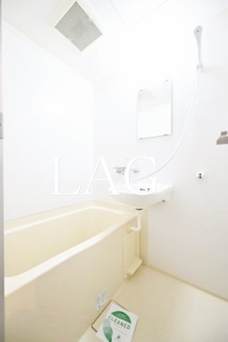 バス・シャワールーム　お風呂です。