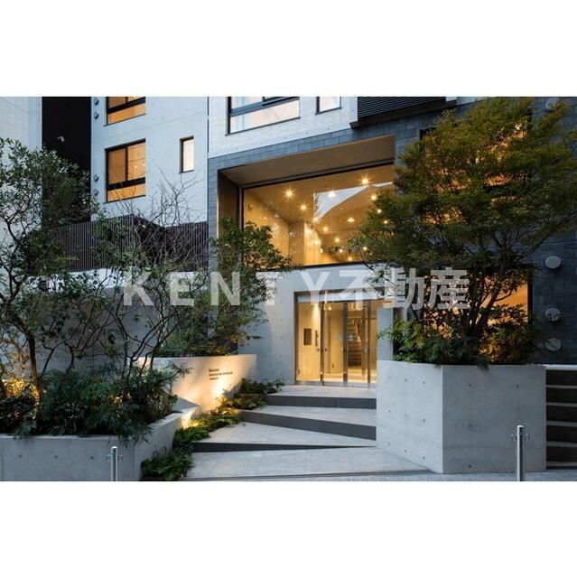 エントランス　建物の内部です