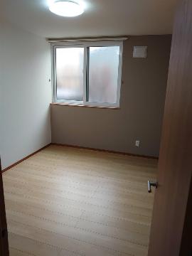 居室・リビング　洋室１