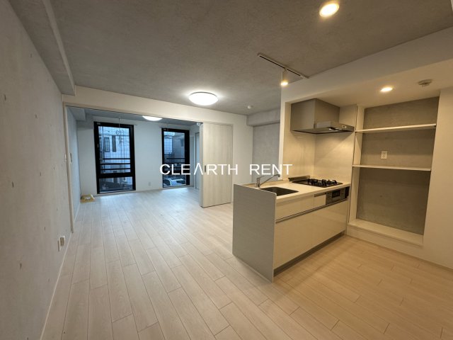 居室・リビング　1LD?の広々とした空間