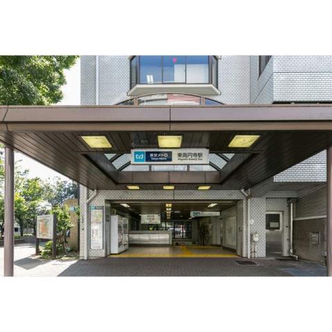 コンビニ　ファミリーマート（コンビニ）まで538m