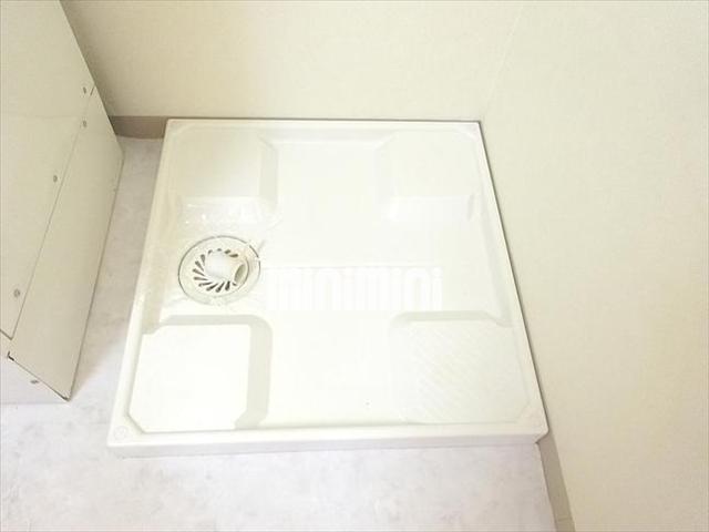 洗面設備　洗濯機置場