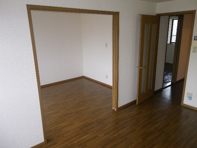 居室・リビング　他号室の写真です。