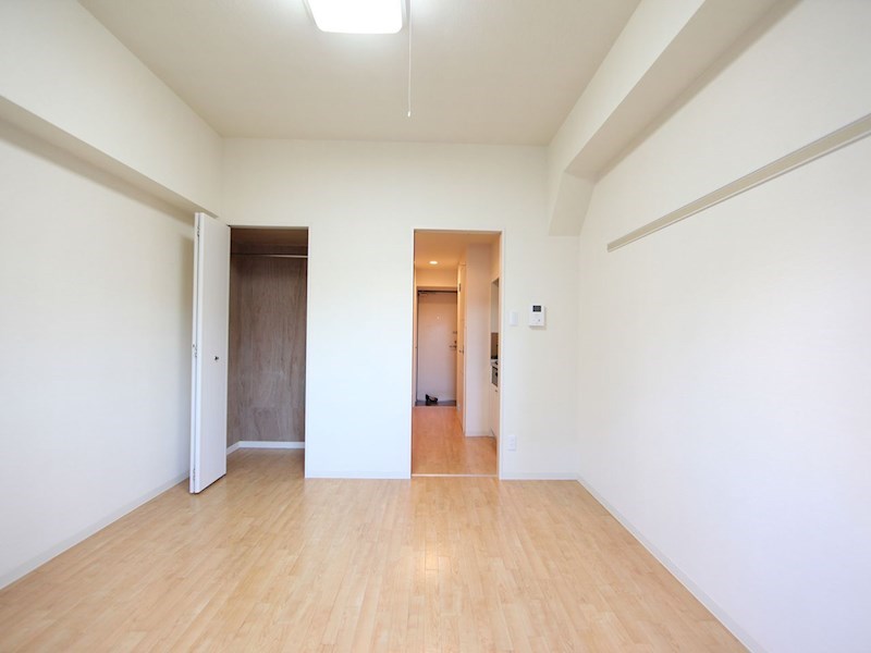 居室・リビング　洋室7.1帖　クローゼット（収納充実してます）