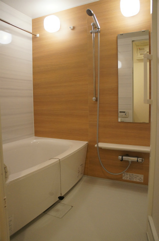 バス・シャワールーム　追い炊きバス♪