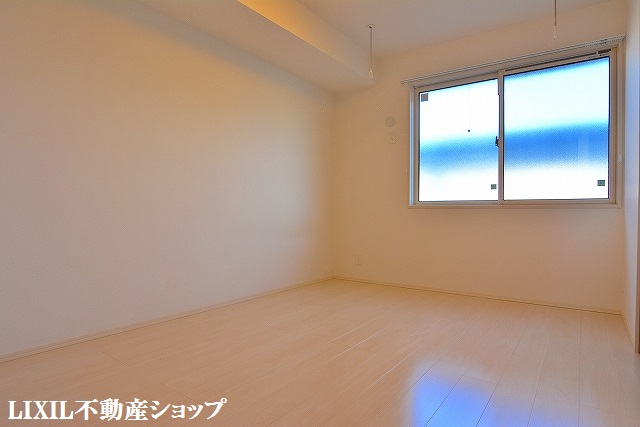 その他　６帖の洋室です。