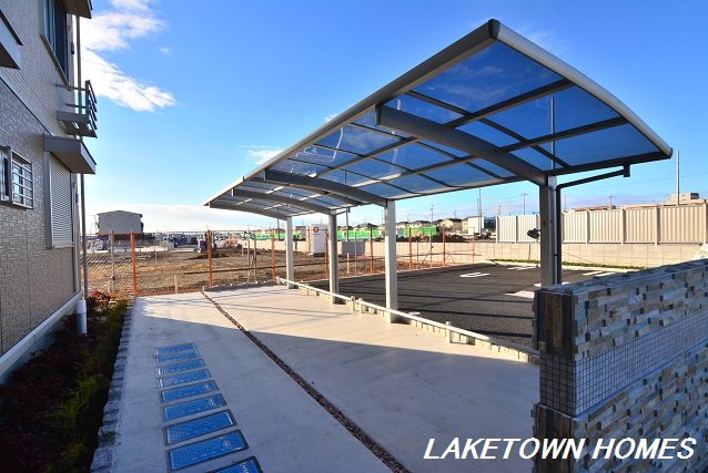 その他共有部分　敷地内に屋根付きの駐輪場があります。