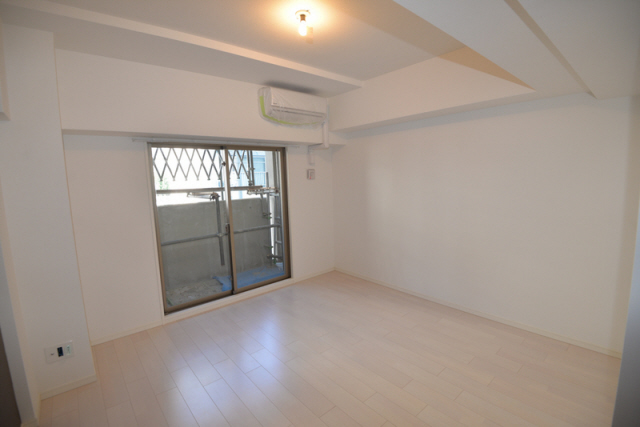 居室・リビング　写真は同マンションの別のお部屋のものです