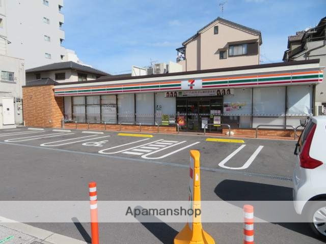 コンビニ　セブンイレブン（コンビニ）まで176m