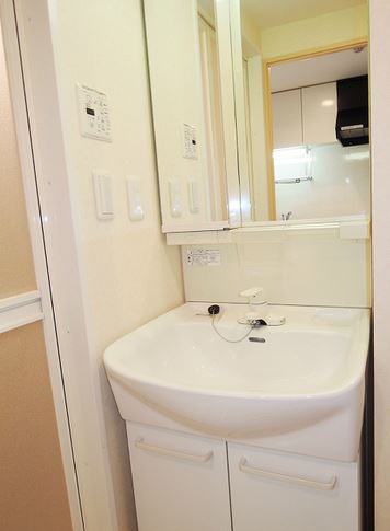洗面設備　★収納付き、独立洗面台★