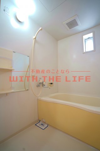 バス・シャワールーム　落ち着いた空間のお風呂です