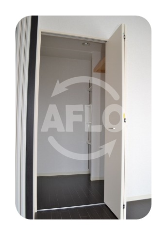 収納　アプローズ今里　ウォークインクローゼット