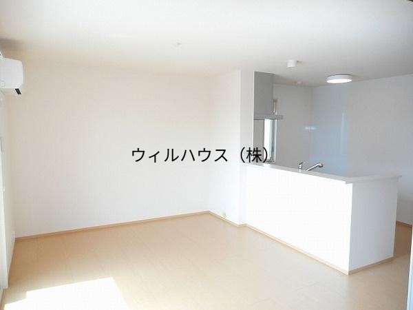 居室・リビング　人気のカウンターキッチン！