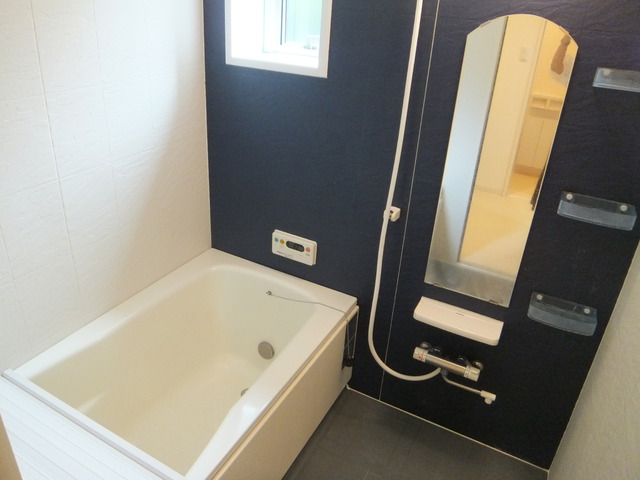 バス・シャワールーム　反転タイプ別室参考写真