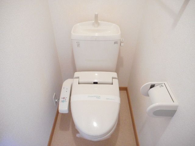 トイレ　★温水洗浄便座★