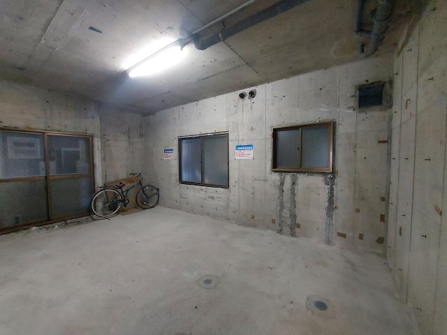 その他共有部分　駐輪場はバイクも置けます