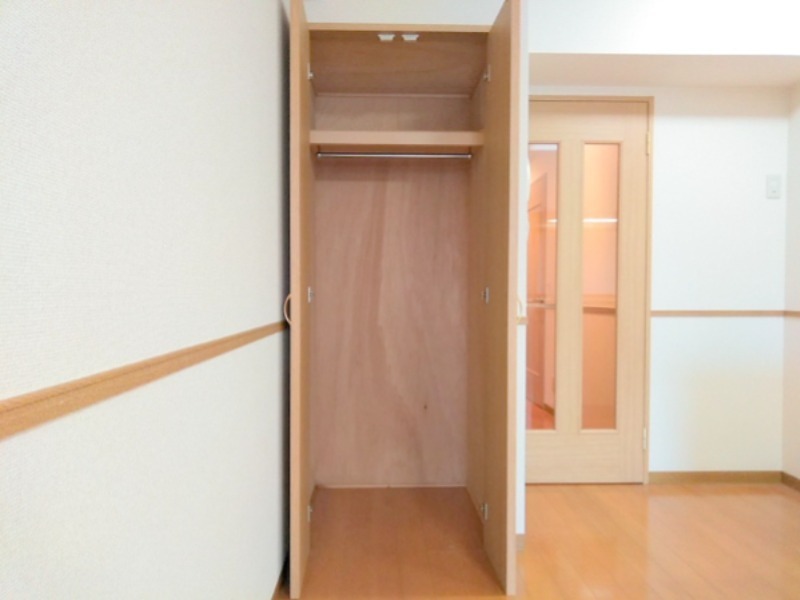 収納　※同仕様写真含む