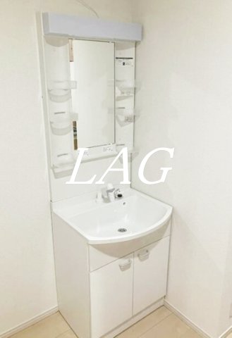 洗面設備　洗面台です。