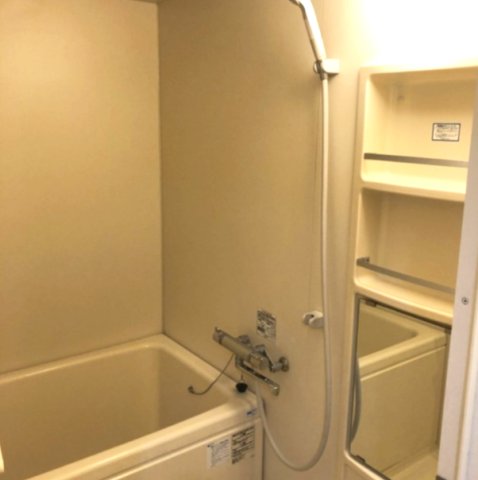 バス・シャワールーム　風呂