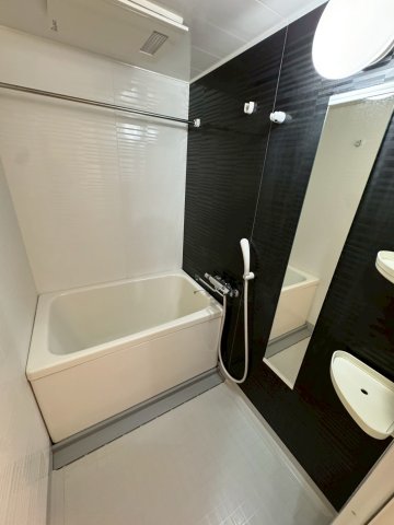 バス・シャワールーム　日々の疲れを癒すお風呂付です