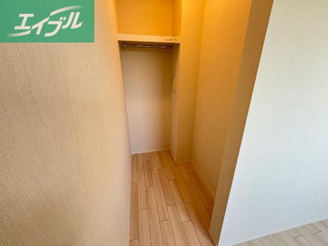 収納　ウォークインクローゼット（イメージ）