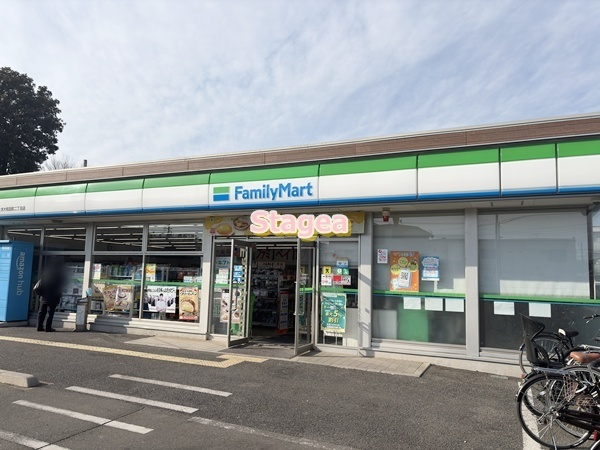 コンビニ　ファミリーマート さいたま大和田町二丁目店（コンビニ）まで410m