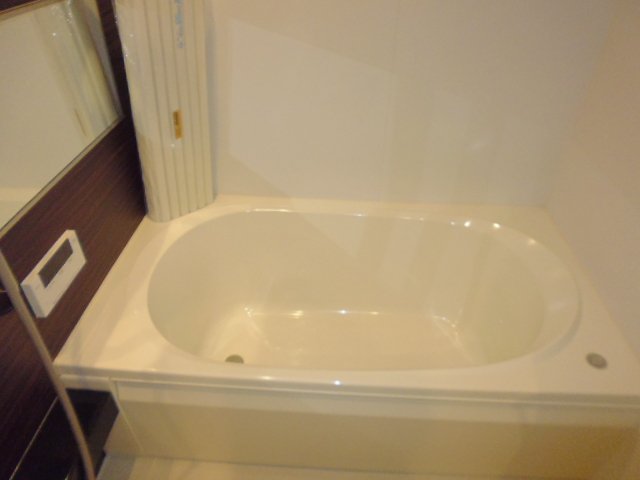 バス・シャワールーム　追い焚きバス