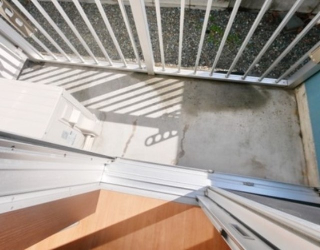 バルコニー　別部屋同仕様タイプ