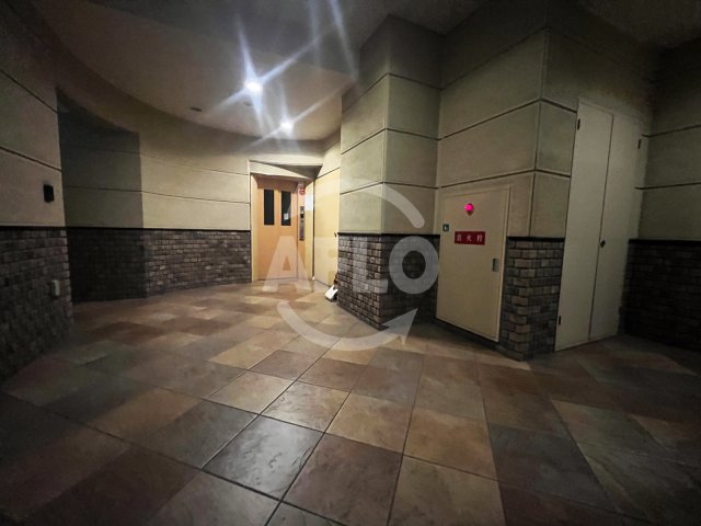 ロビー　ロジェ今福鶴見　ロビー