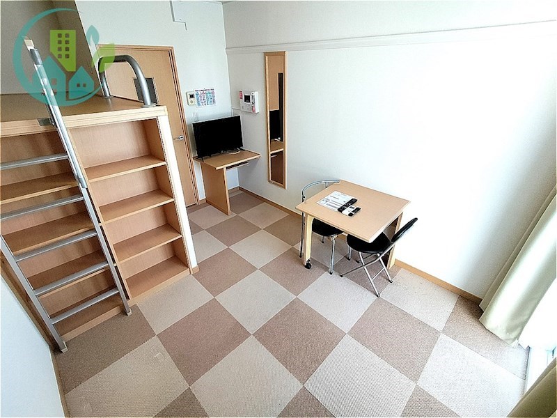 居室・リビング　（家具・家電付、仲介手数料不要）