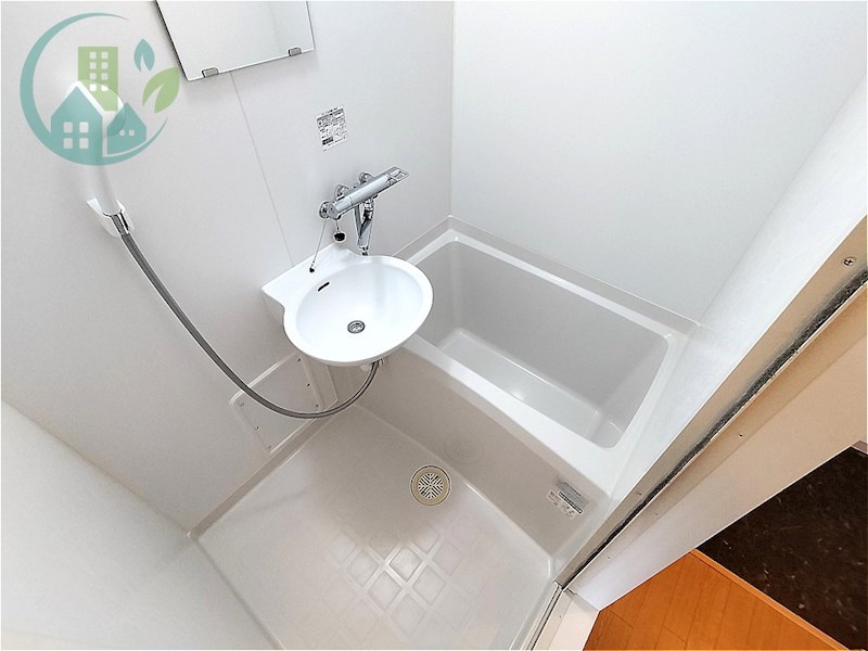 バス・シャワールーム　（家具・家電付、仲介手数料不要）