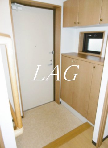 玄関　玄関です。